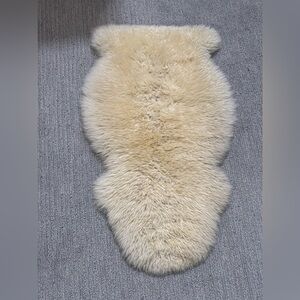 IKEA White Sheepskin Rug